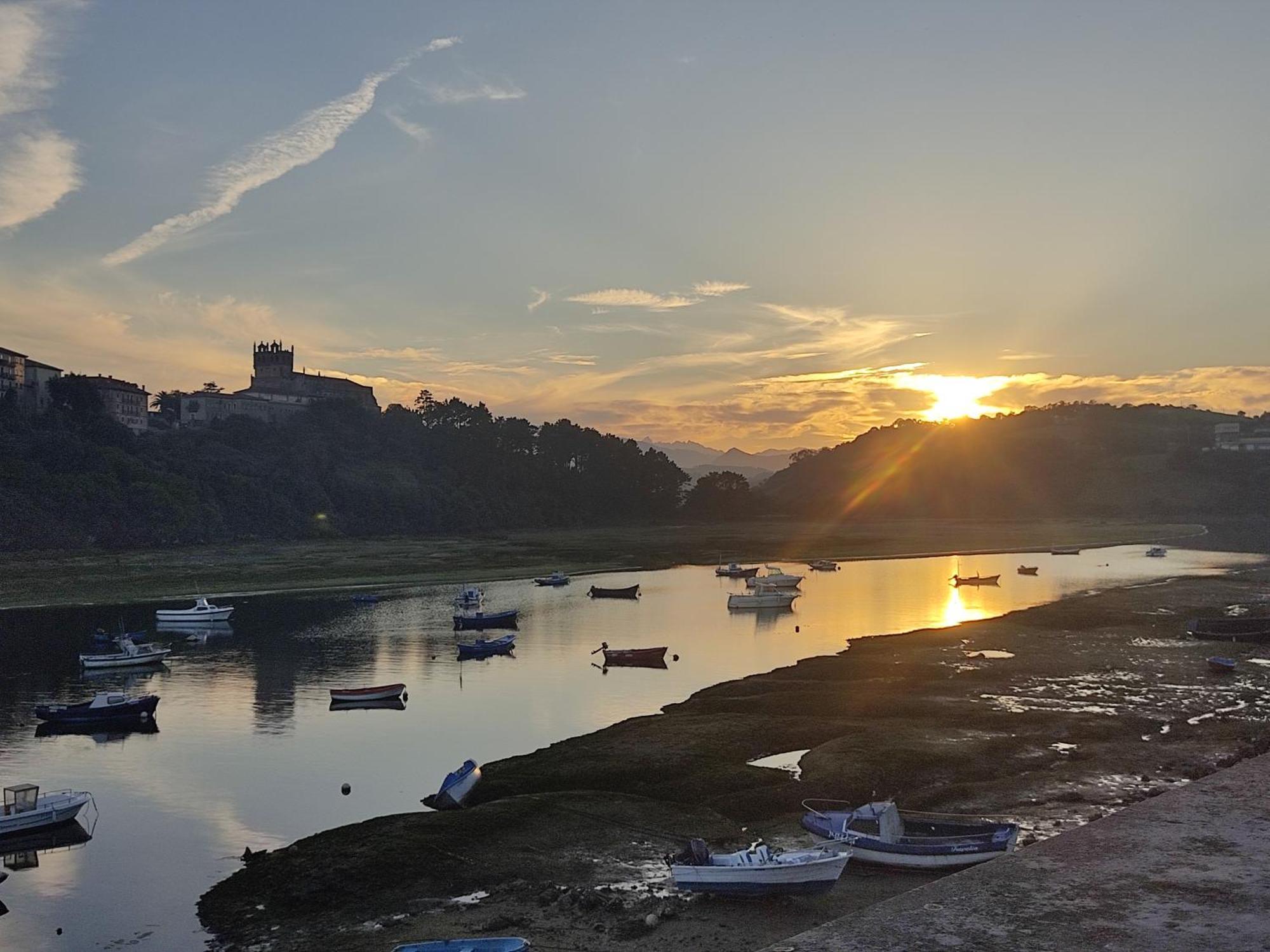 Naturaleza playas y montañas Cabezón de la Sal Exterior foto